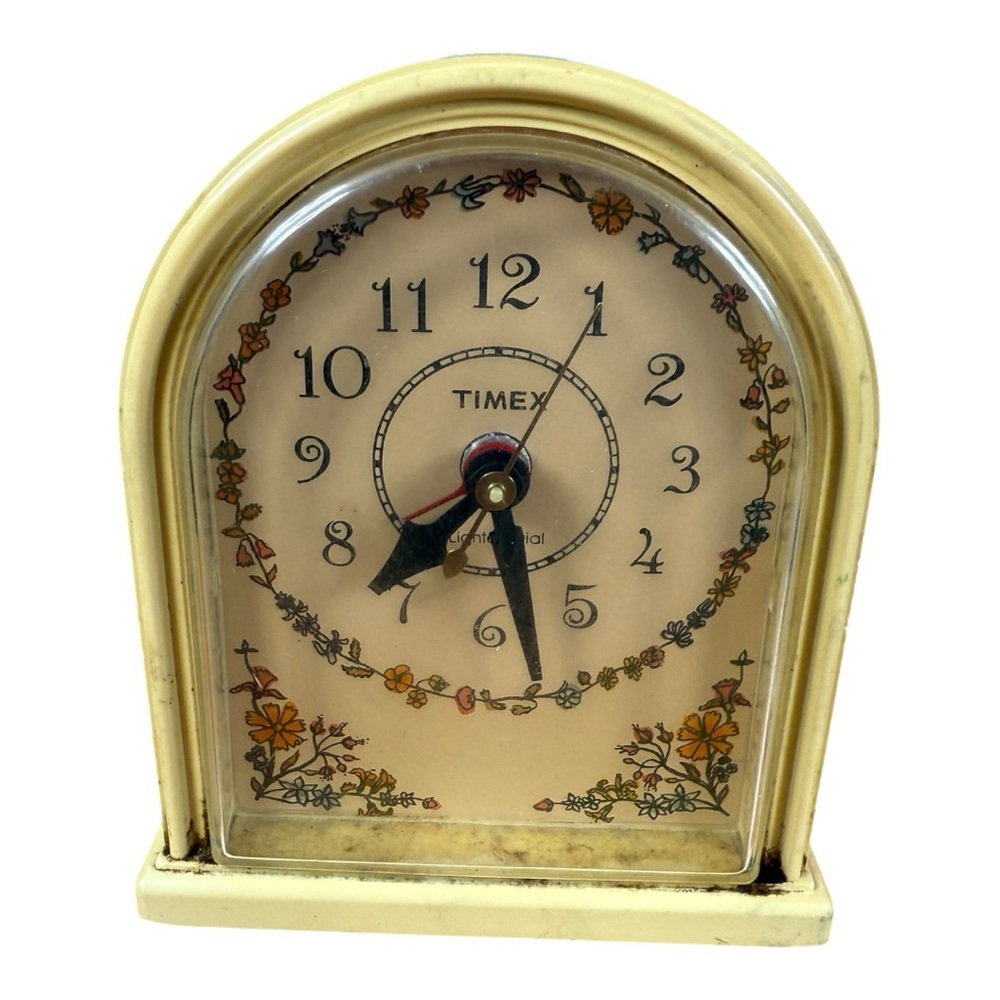 Timex Cream Floral Clock‎